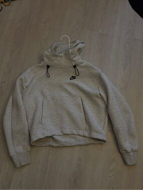 Nike Women's Cropped grey tech hoodie